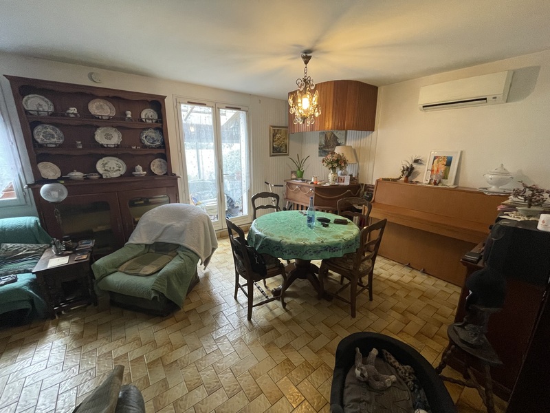Maison-Villa - LA SEYNE SUR MER