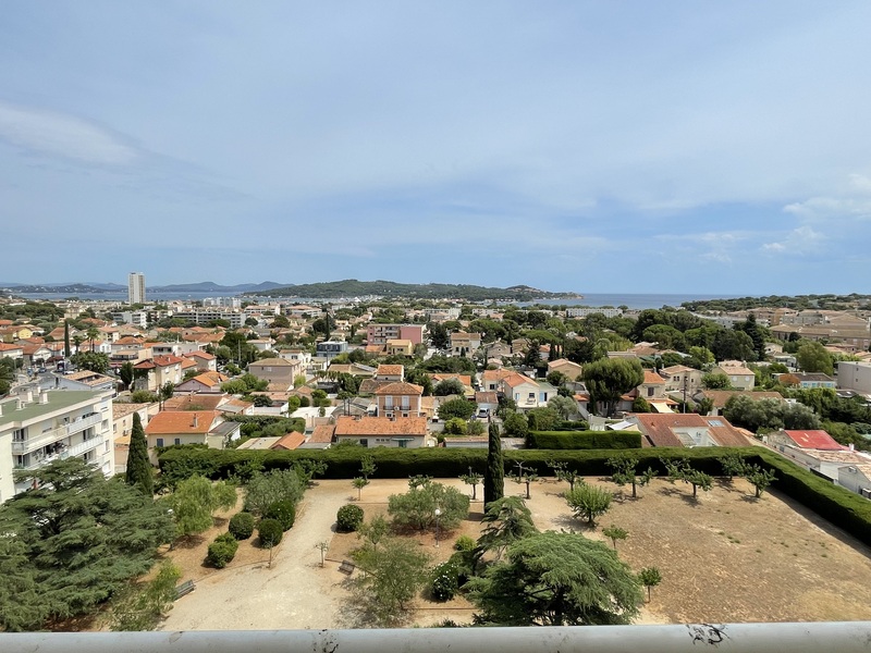 Appartement - LA SEYNE SUR MER