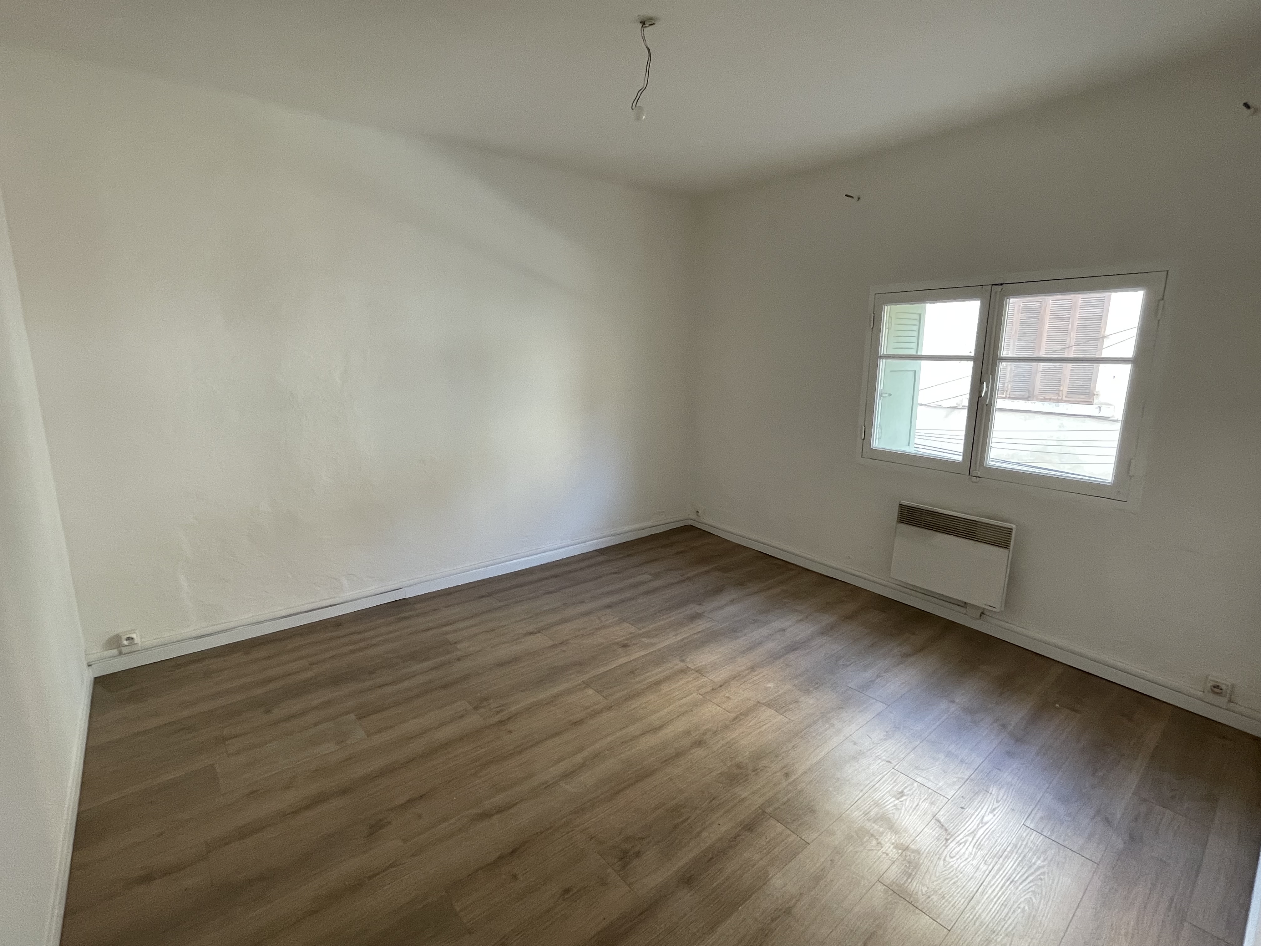 Appartement - LA SEYNE SUR MER